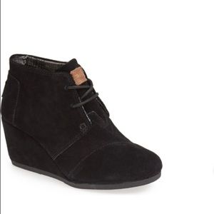Tom’s Desert Wedge Bootie